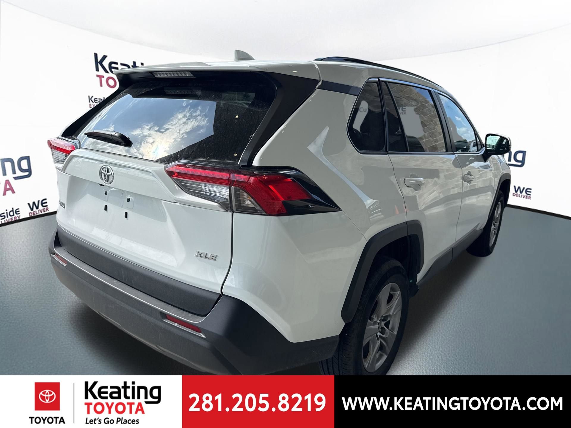 Used 2025 Toyota RAV4 XLE image 7