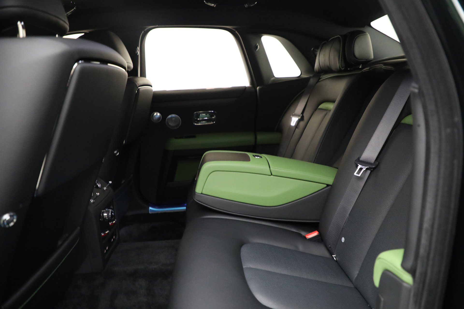 New 2026 Rolls-Royce Ghost image 24