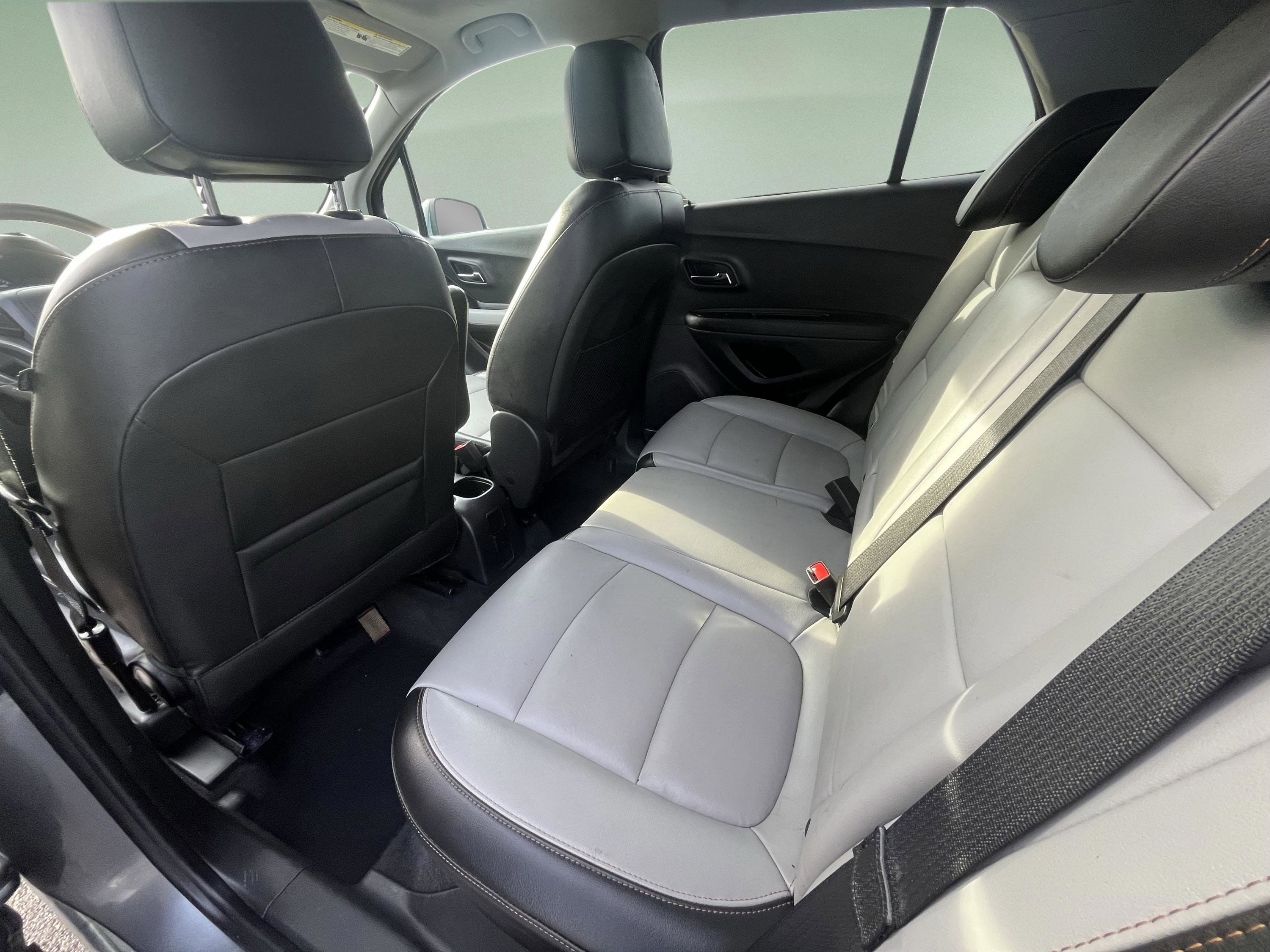 Used 2020 Chevrolet Trax Premier image 27