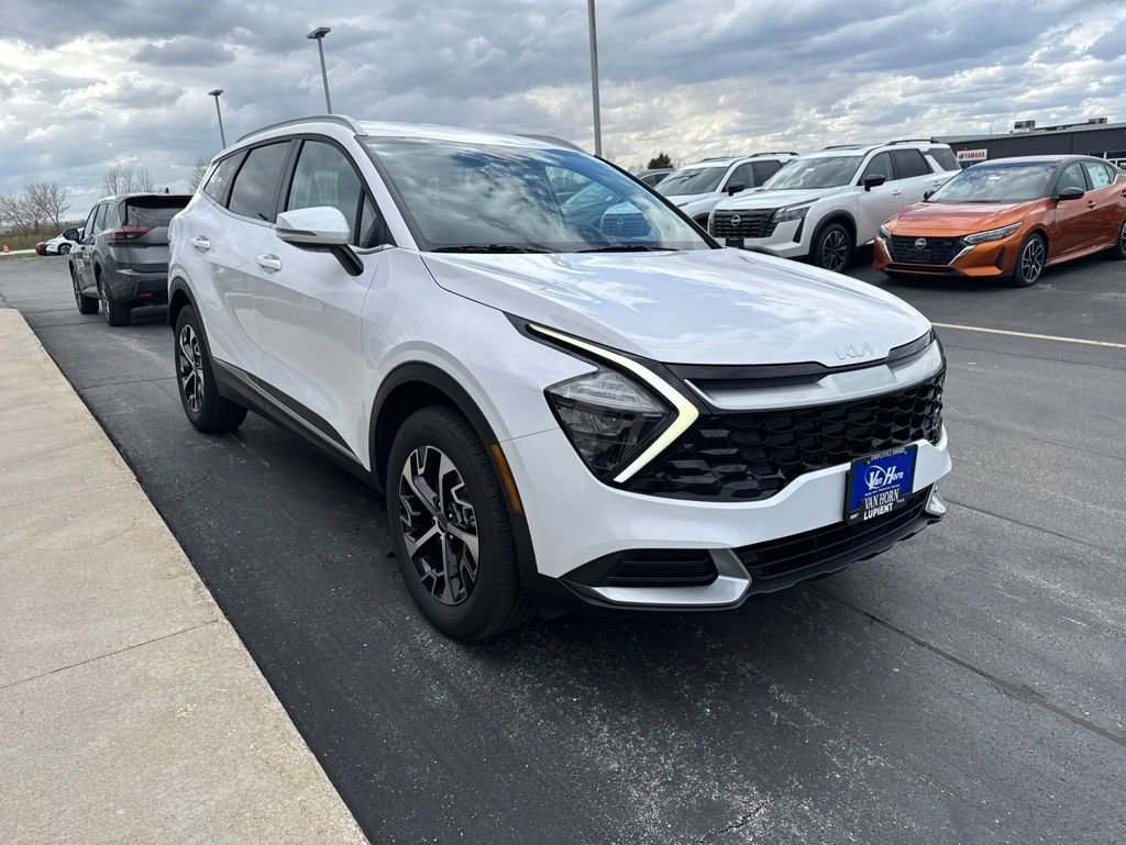 Used 2023 Kia Sportage EX AWD/4WD image 10