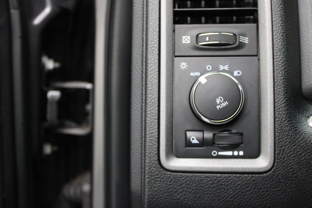 Used 2015 RAM 2500 Power Wagon Tradesman AWD/4WD image 14