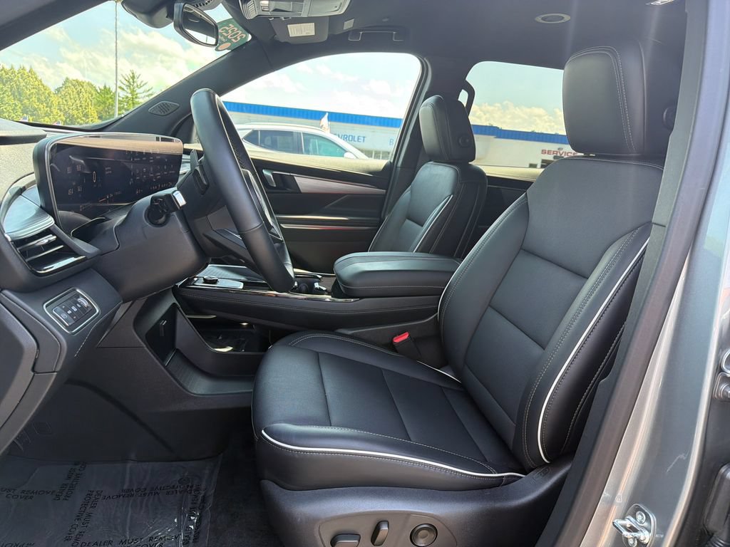 Certified 2025 Buick Enclave Preferred FWD image 15
