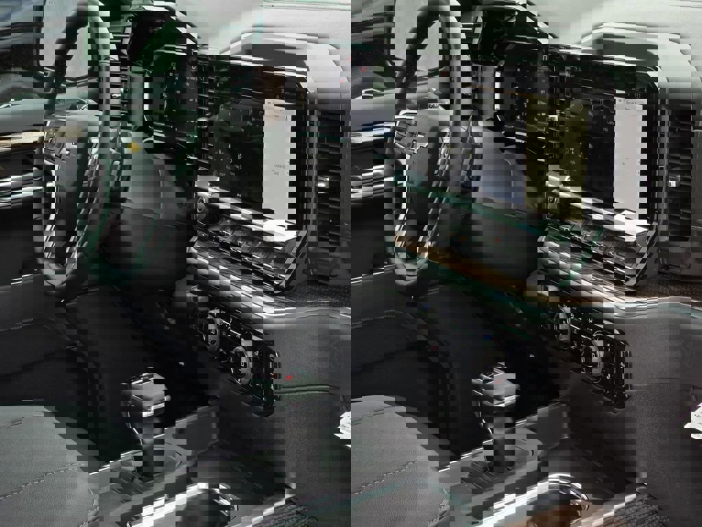 New 2026 Chevrolet Silverado 1500 LT AWD/4WD image 9