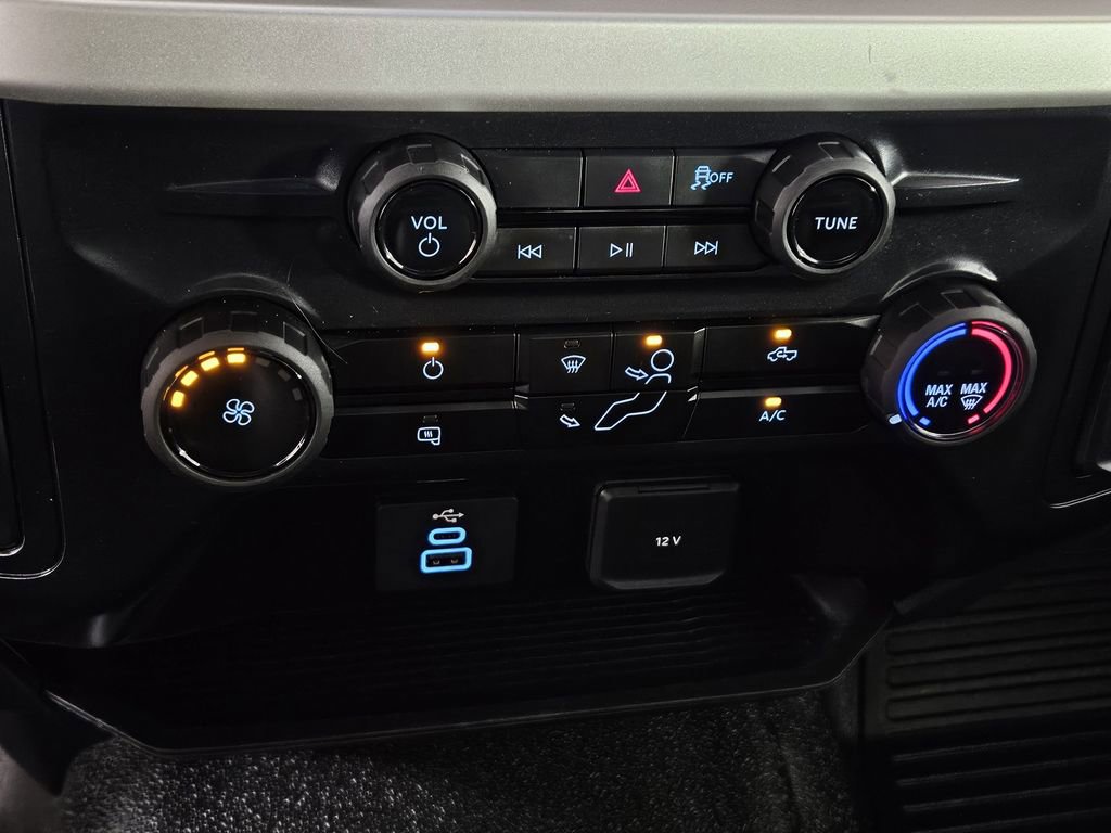 Used 2025 Ford F350 XL w/ XL Chrome Package image 13