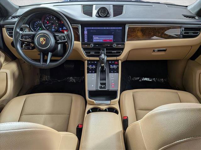 Certified 2023 Porsche Macan image 21