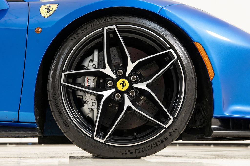 Certified 2019 Ferrari 488 Pista Spider RWD image 20
