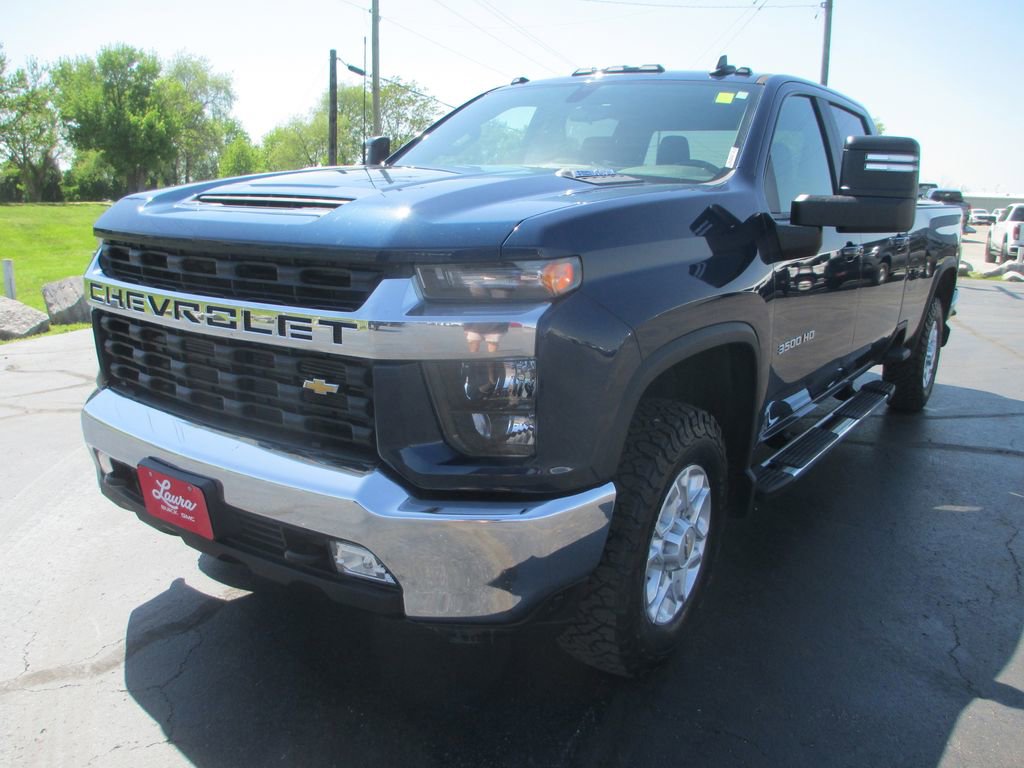 Used 2022 Chevrolet Silverado 3500 LT w/ Convenience Package image 12