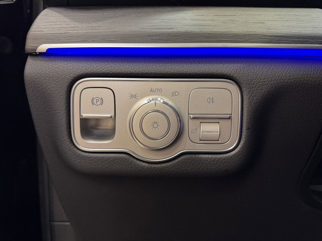 Certified 2025 Mercedes-Benz GLS 450 4MATIC image 20