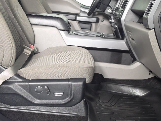 Used 2018 Ford F150 XLT w/ Equipment Group 302A Luxury AWD/4WD image 28