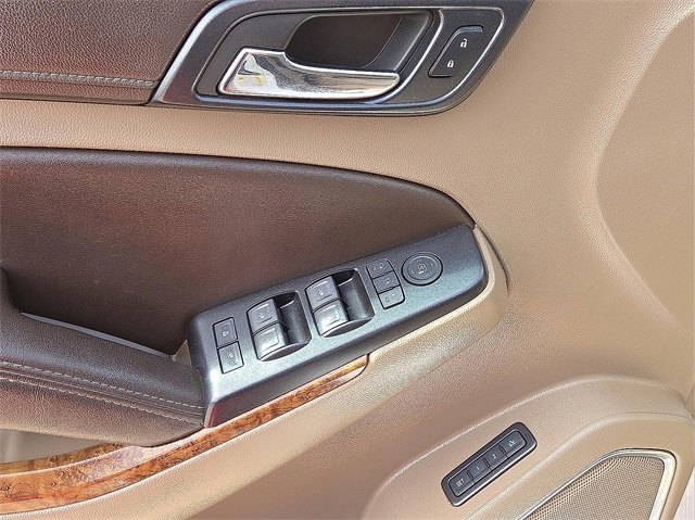 Used 2015 Chevrolet Suburban LTZ image 17