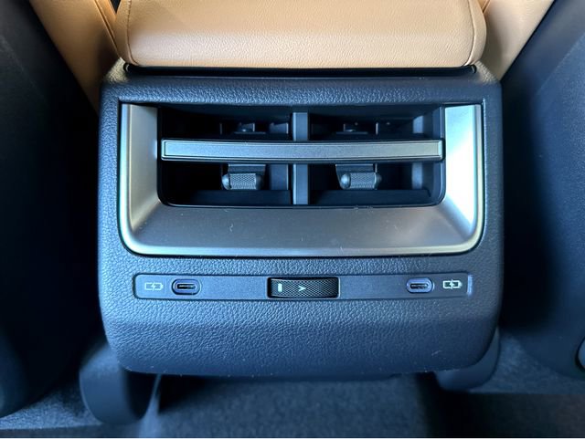 New 2026 Lexus ES 350e FWD image 17