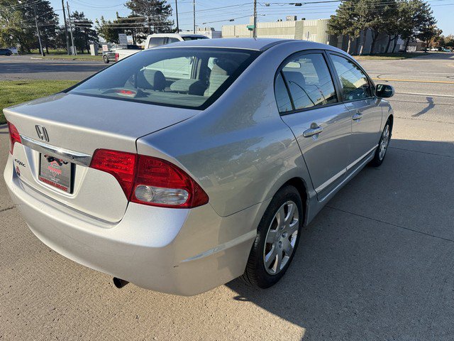 Used 2010 Honda Civic LX image 4