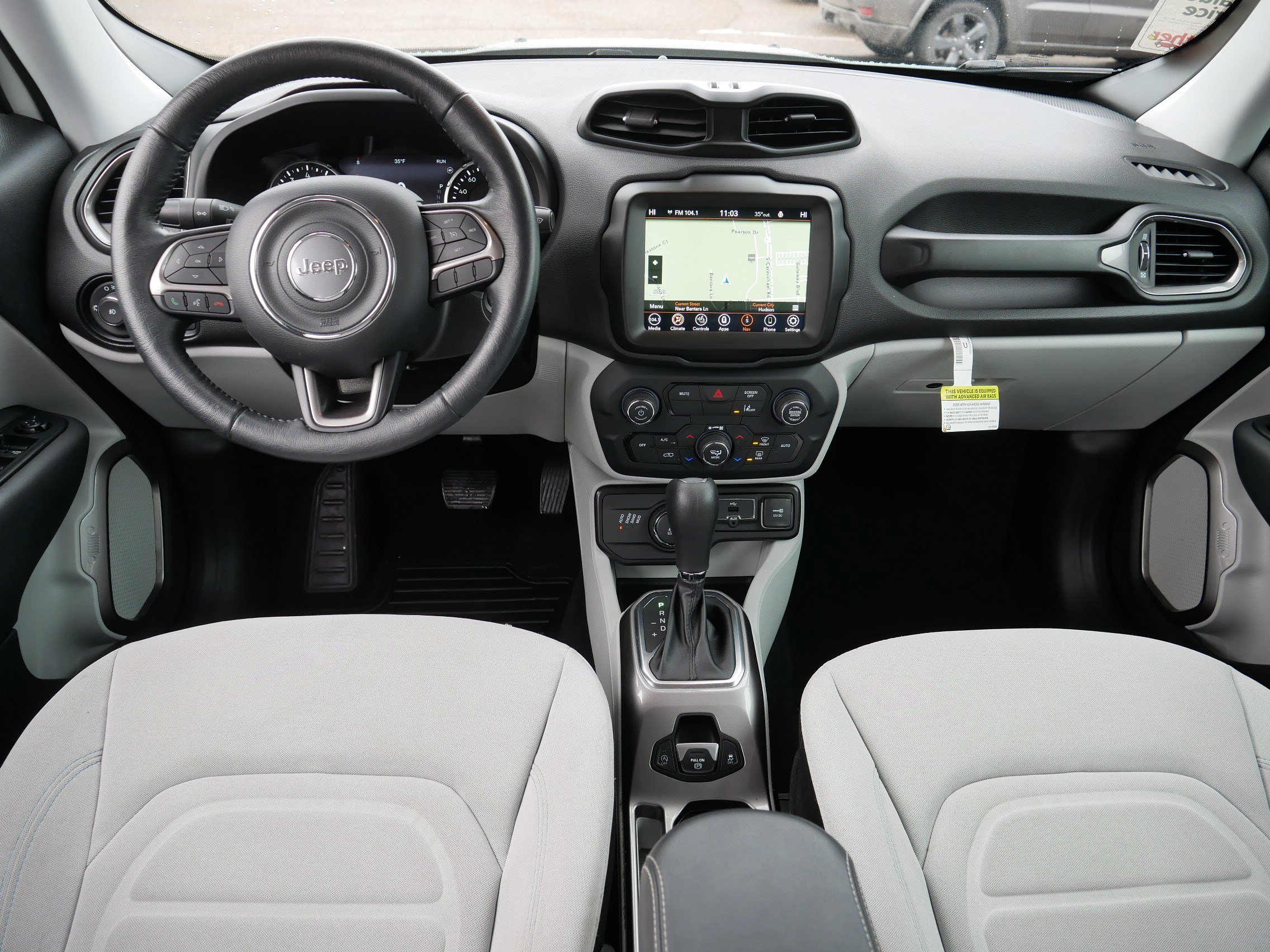 Certified 2022 Jeep Renegade Latitude w/ Convenience Group image 10