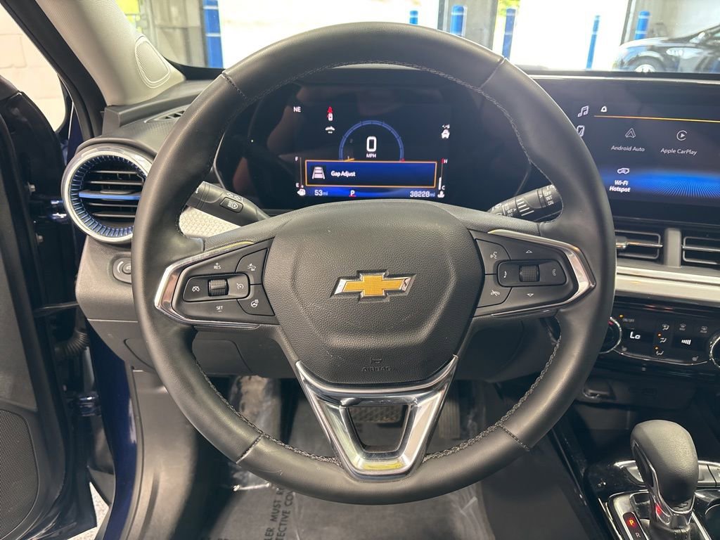 Used 2024 Chevrolet Trax LT w/ Driver Confidence Package FWD image 13