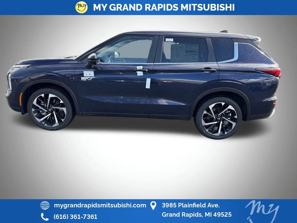 New 2025 Mitsubishi Outlander SE image 6
