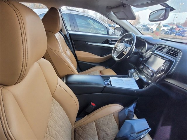 Used 2016 Nissan Maxima SR image 4