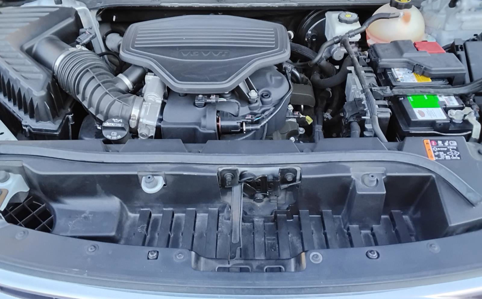 Used 2020 GMC Acadia SLE w/ Driver Convenience Package image 13