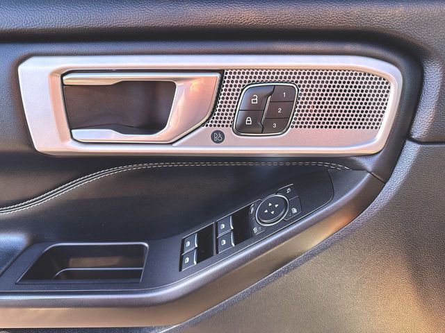Used 2020 Ford Explorer Limited image 24