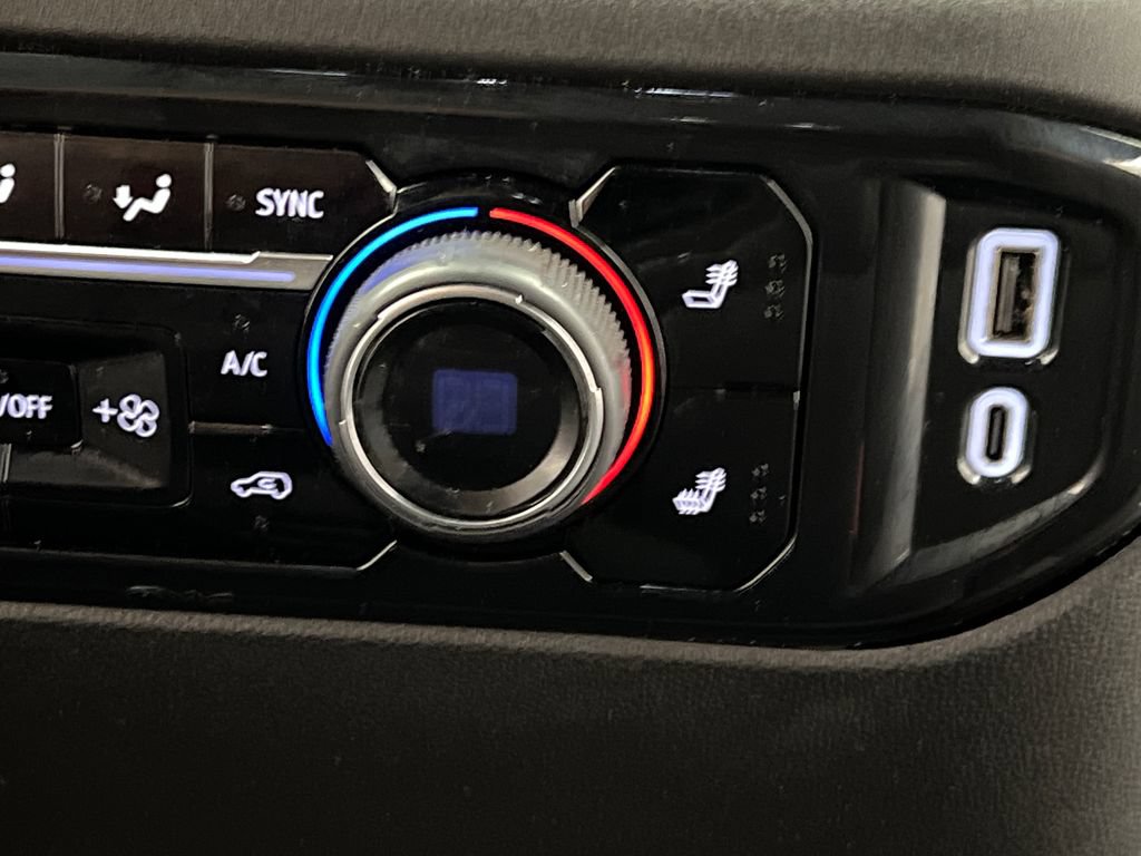 Used 2025 Chevrolet Silverado 1500 LT AWD/4WD image 51