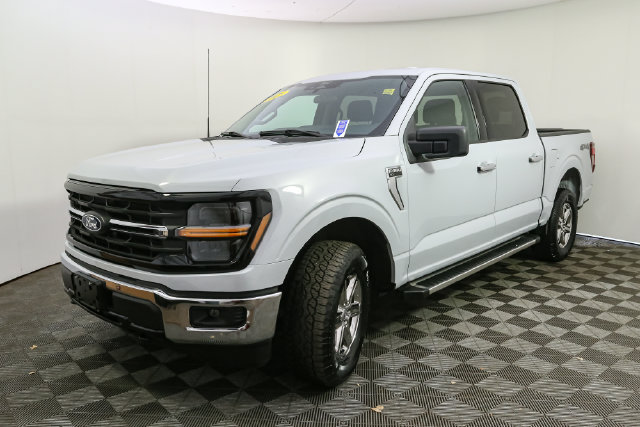 Used 2025 Ford F150 XLT w/ Equipment Group 301A Standard AWD/4WD image 5