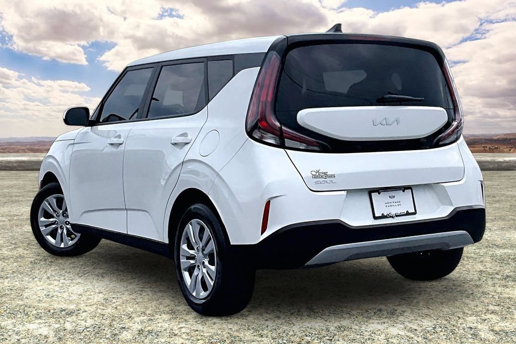 Used 2023 Kia Soul FWD image 4