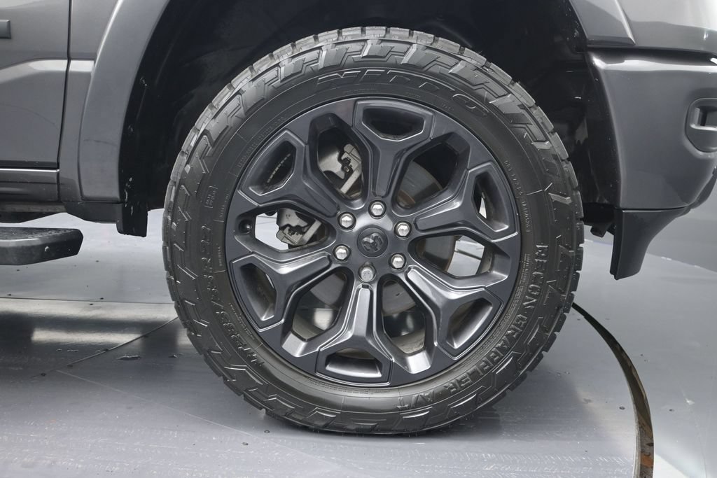 Used 2024 RAM 1500 Limited w/ Night Edition AWD/4WD image 9