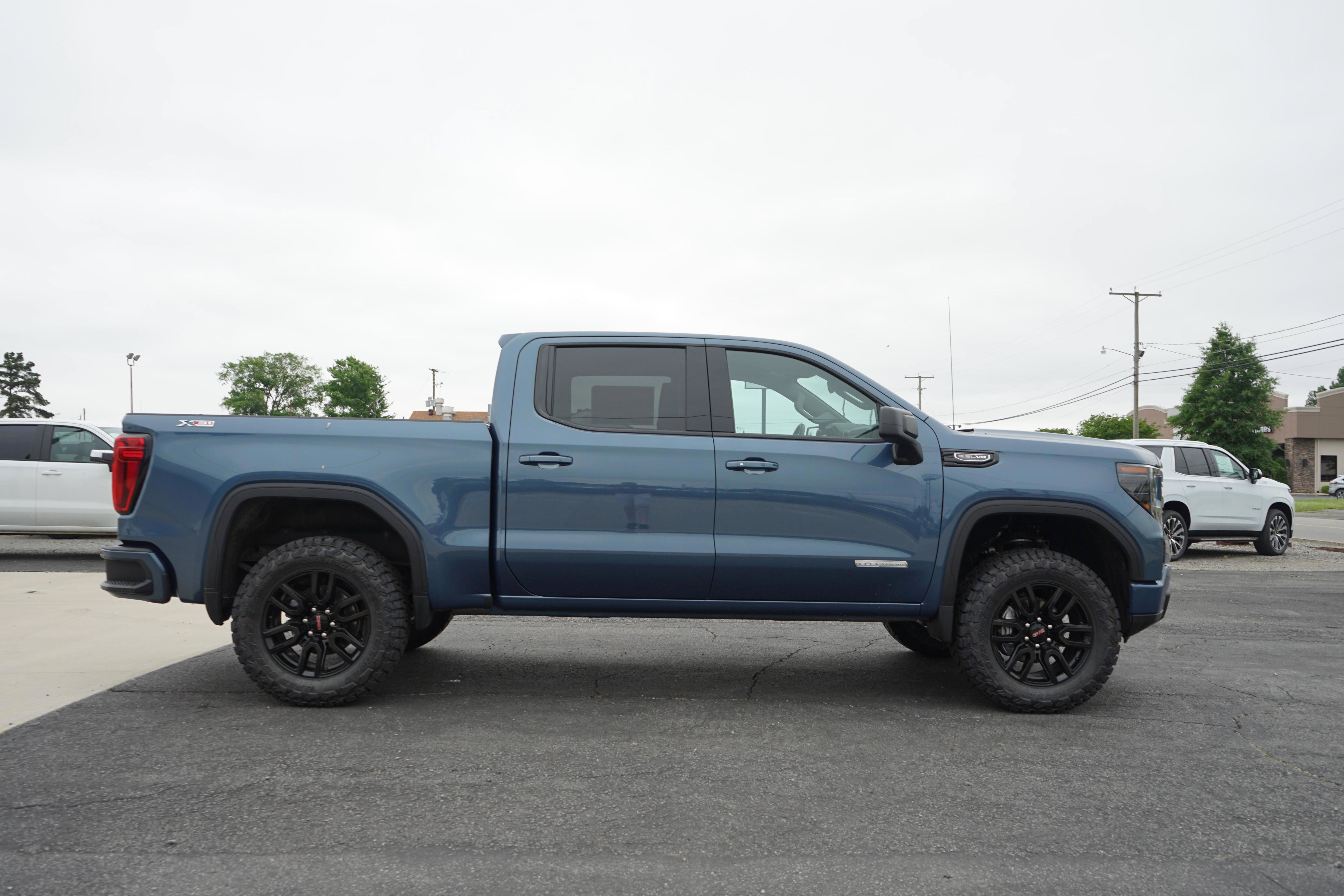 New 2026 GMC Sierra 1500 Elevation w/ X31 Off-Road Package AWD/4WD image 6