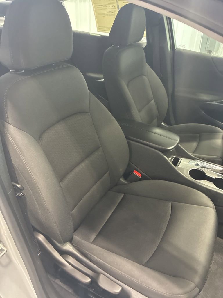 Used 2019 Chevrolet Malibu LT image 35