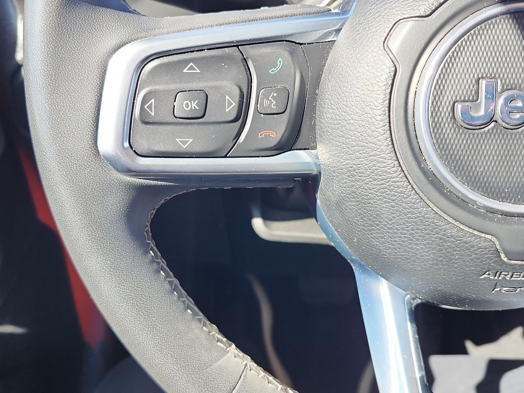 Used 2023 Jeep Wrangler Sahara AWD/4WD image 22