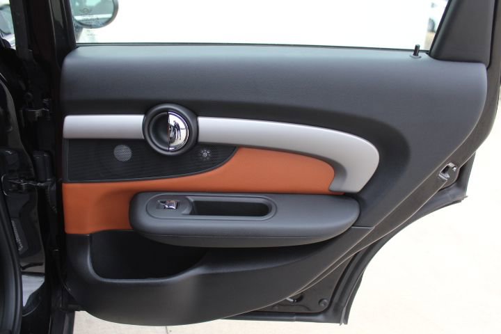 Used 2022 MINI Cooper Clubman John Cooper Works image 37