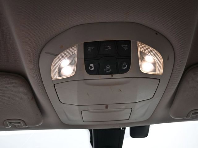 Used 2017 Chrysler Pacifica Touring-L w/ Tire & Wheel Group image 26