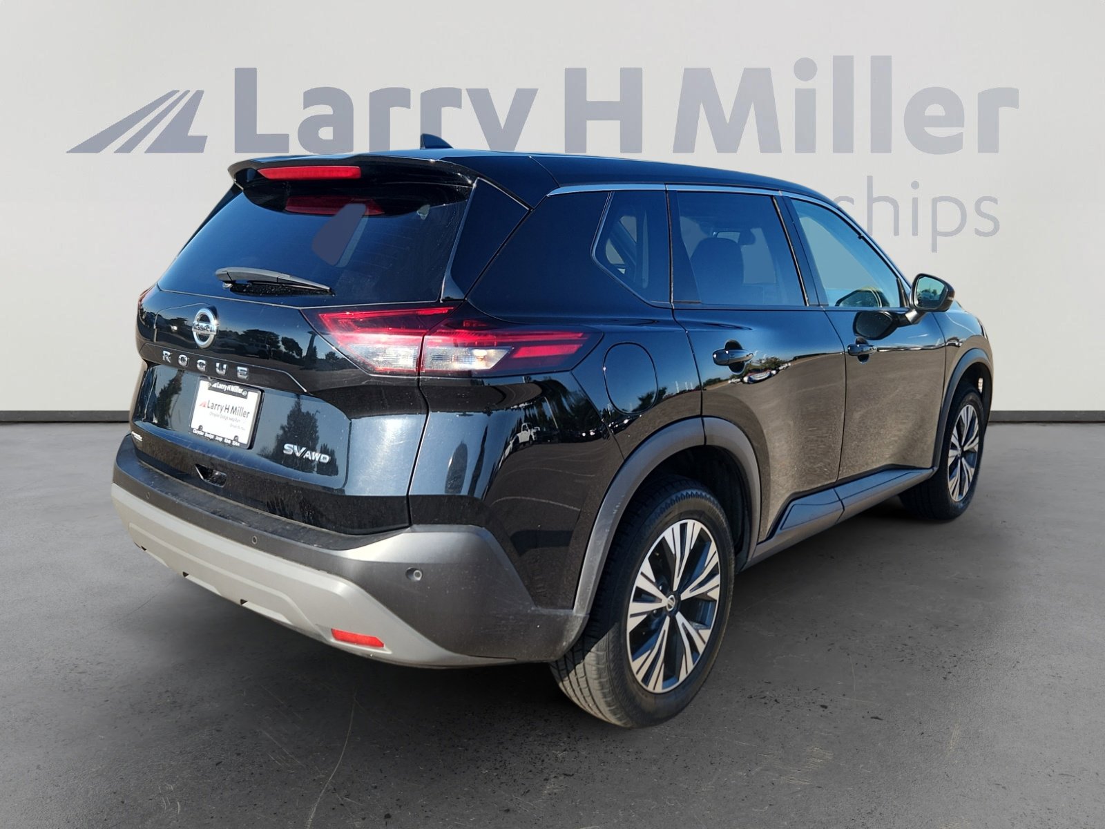 Used 2021 Nissan Rogue SV image 7