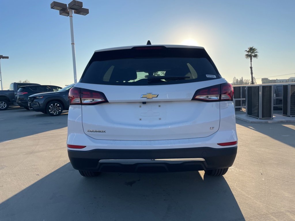 Used 2023 Chevrolet Equinox LT image 3