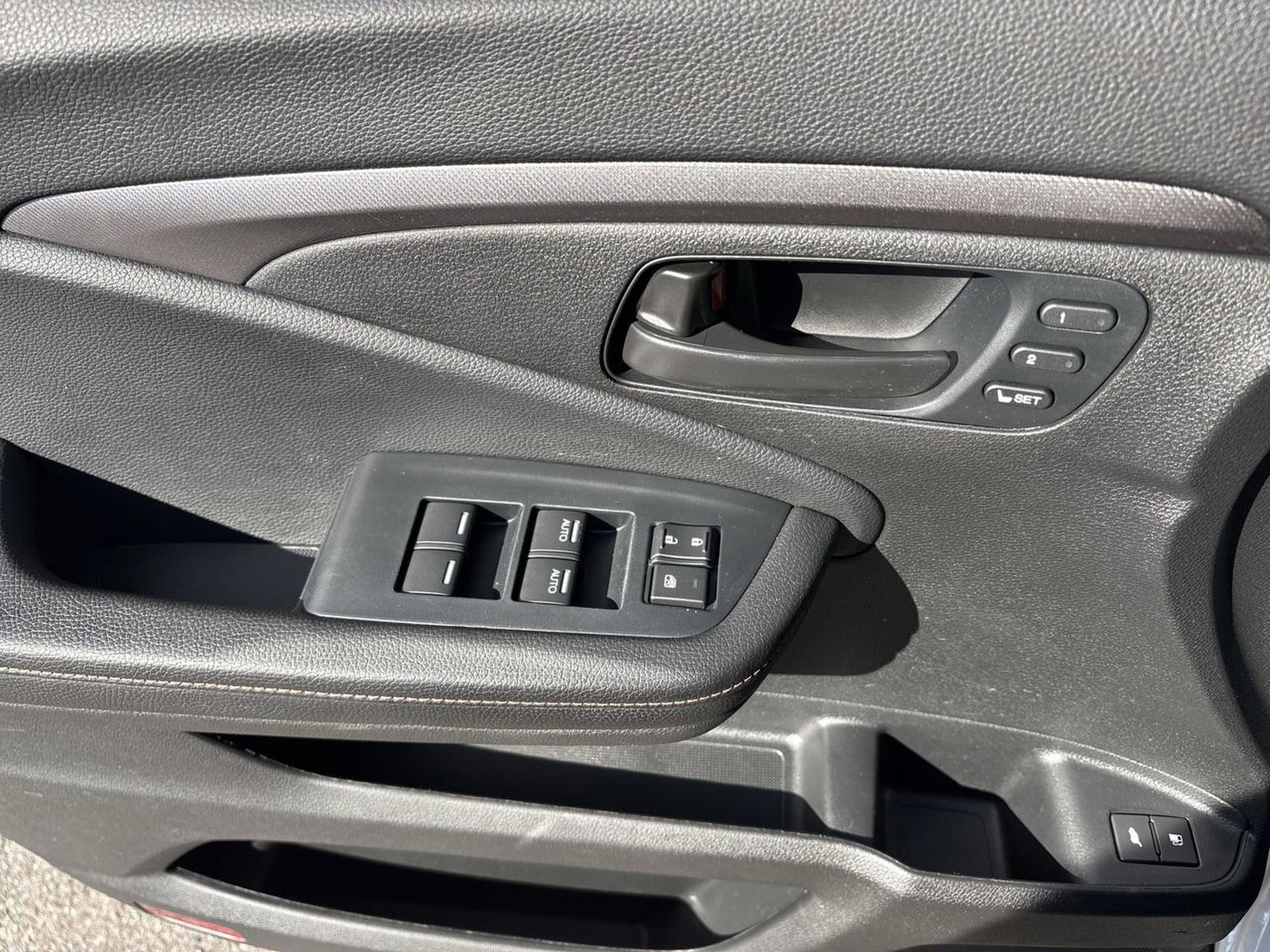 Certified 2023 Honda Passport TrailSport image 17