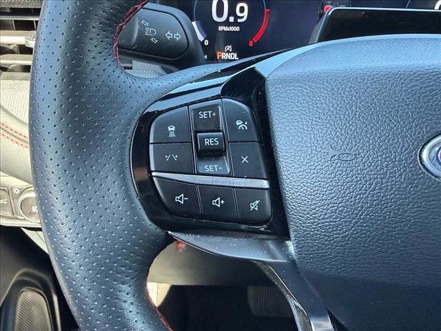 Used 2025 Ford Explorer ST-Line AWD/4WD image 18