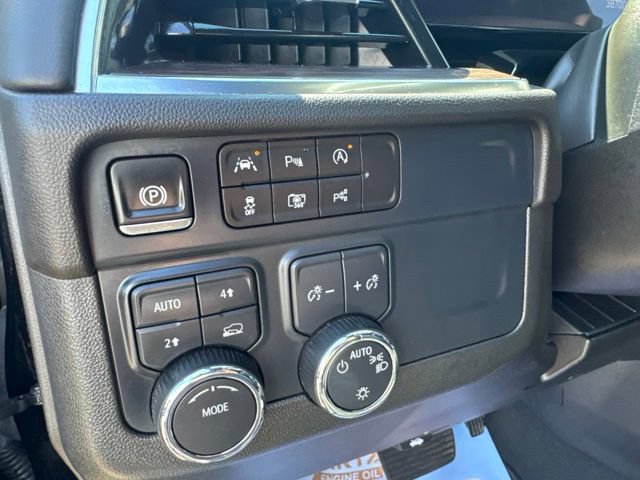 Used 2025 Chevrolet Tahoe LT AWD/4WD image 19