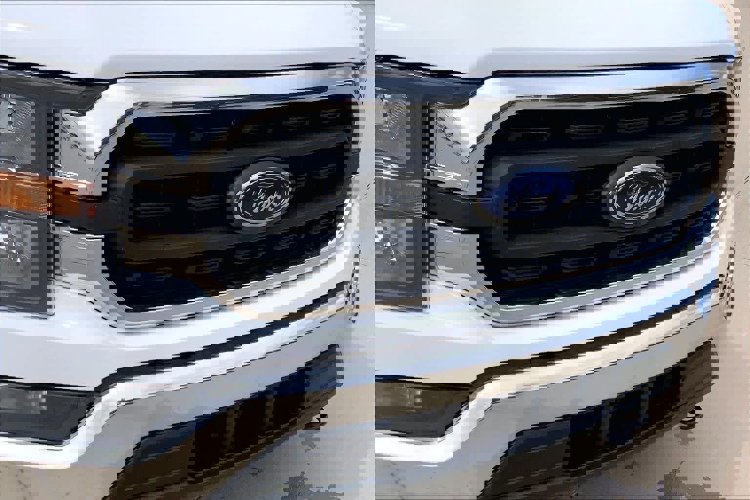 Used 2023 Ford F150 XLT image 29