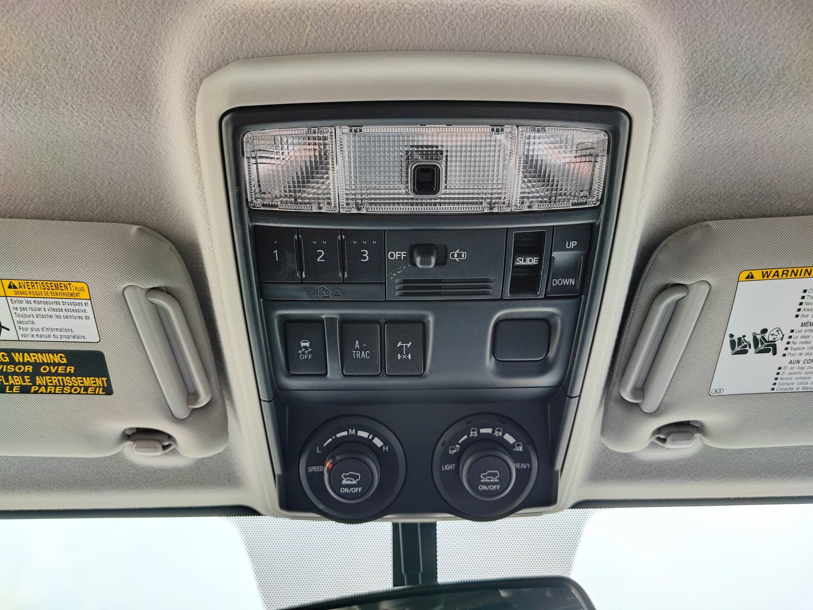 Used 2019 Toyota 4Runner TRD Off-Road Premium AWD/4WD image 21
