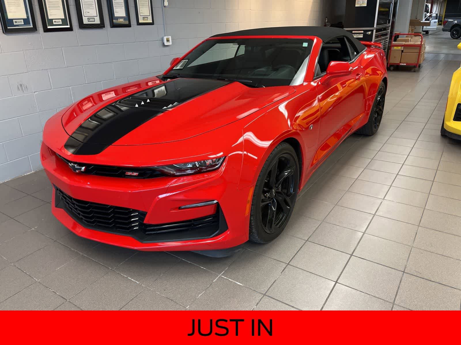 Used 2021 Chevrolet Camaro SS RWD image 1