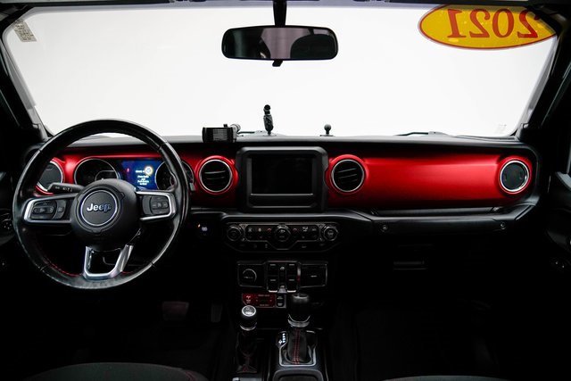 Used 2021 Jeep Gladiator Rubicon w/ Cold Weather Group image 3