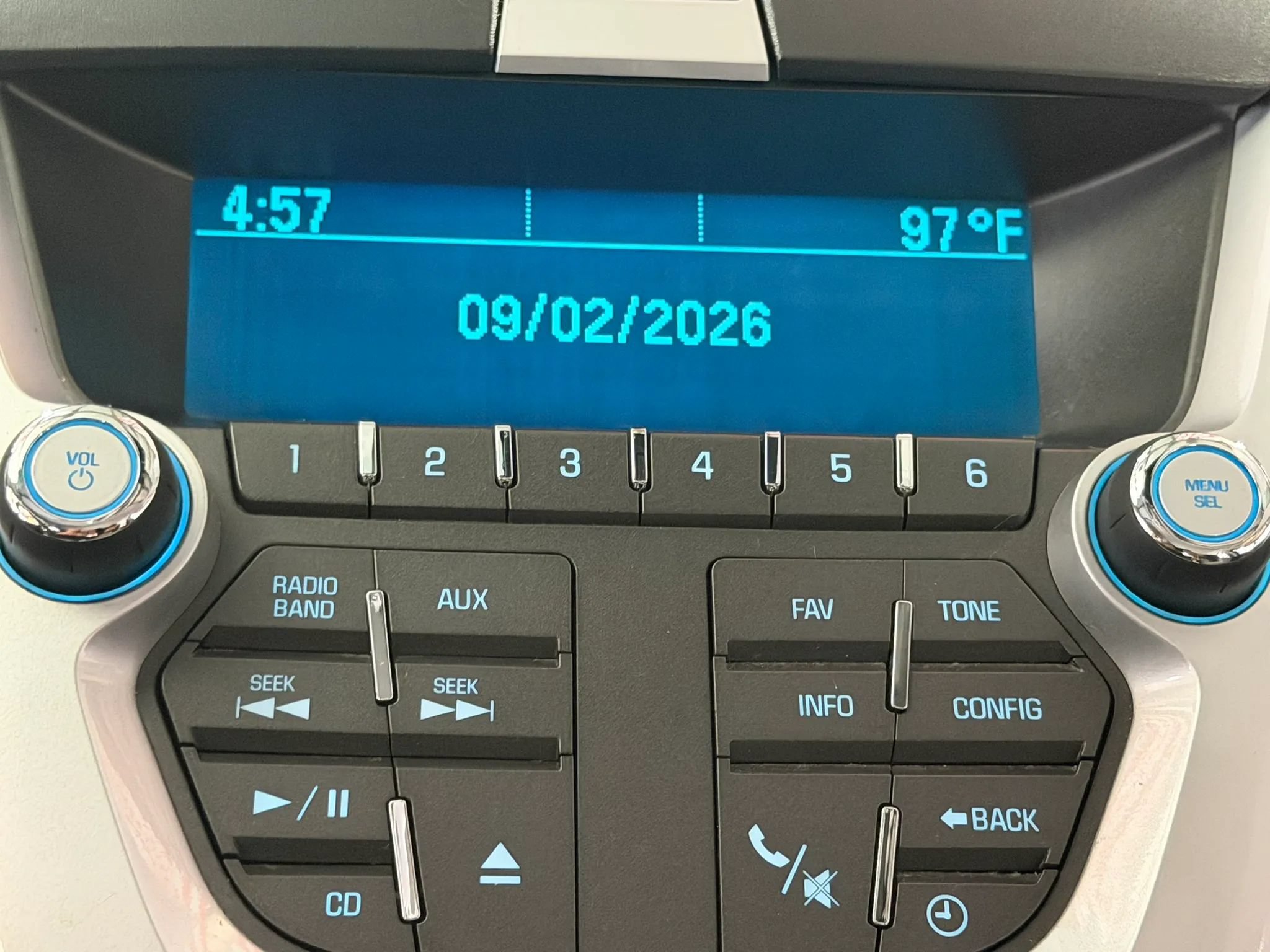 Used 2011 Chevrolet Equinox LS AWD/4WD image 22