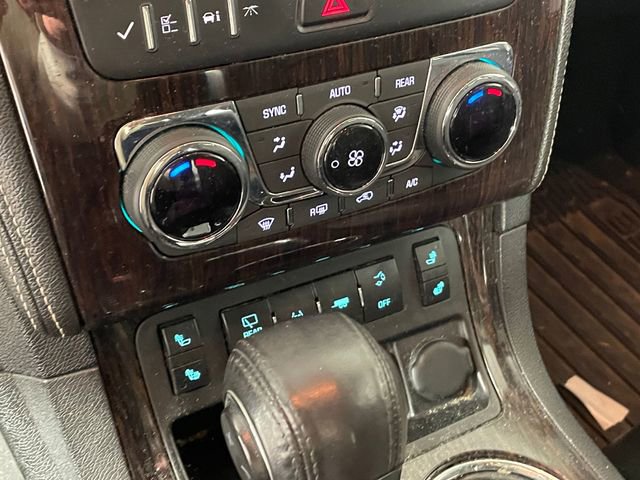 Used 2015 Chevrolet Traverse LT w/ LPO, 'HIT The Road' Package image 8