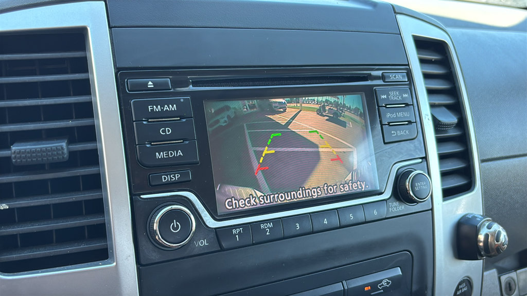 Used 2018 Nissan Frontier S RWD image 14