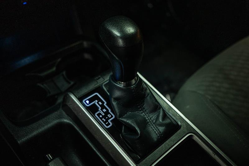 Used 2023 Toyota Tacoma SR5 w/ Technology Package AWD/4WD image 19