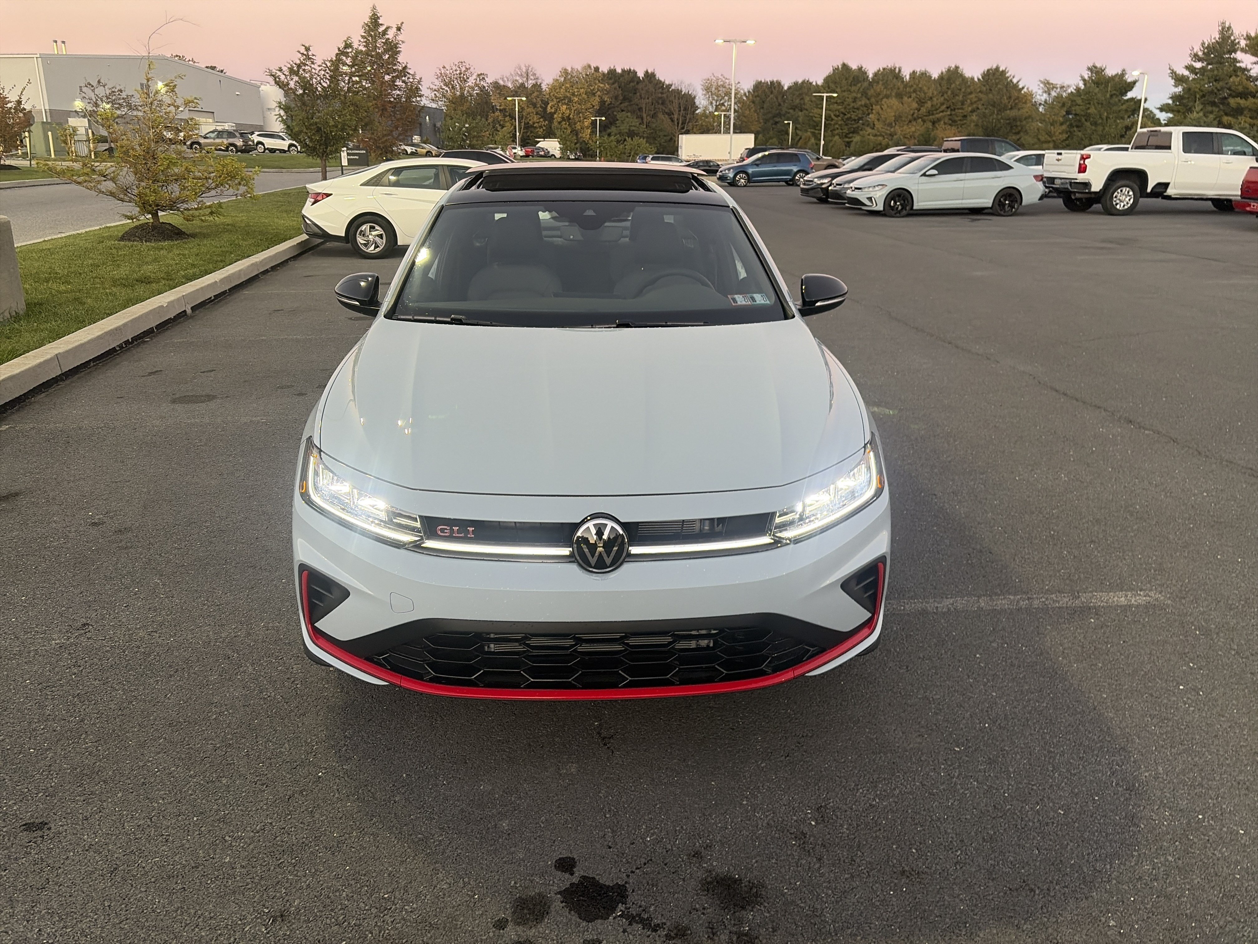 New 2027 Volkswagen Jetta GLI Autobahn FWD image 2