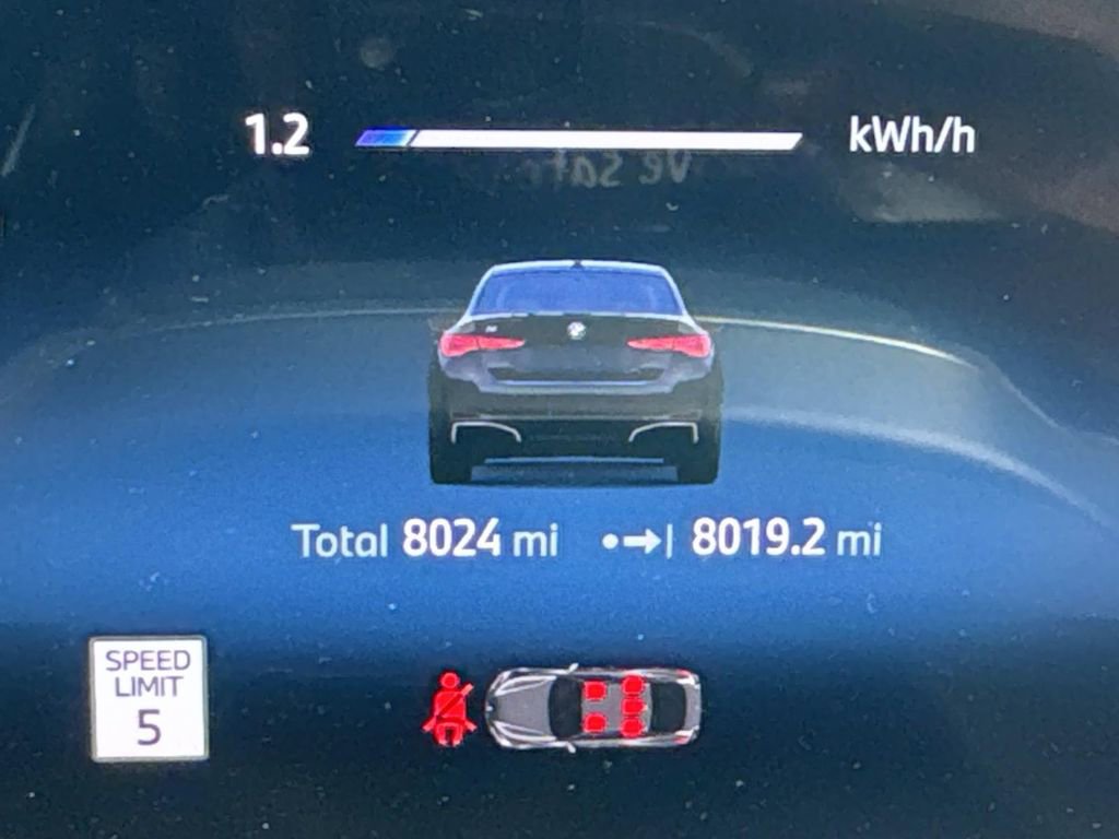 Used 2025 BMW i4 xDrive40i image 27