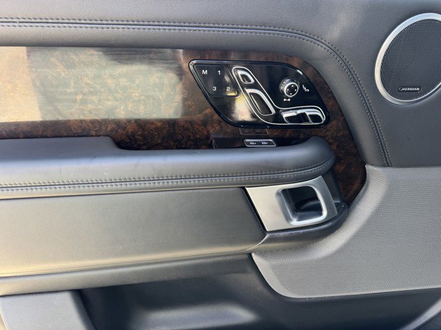 Used 2022 Land Rover Range Rover Westminster Edition image 18