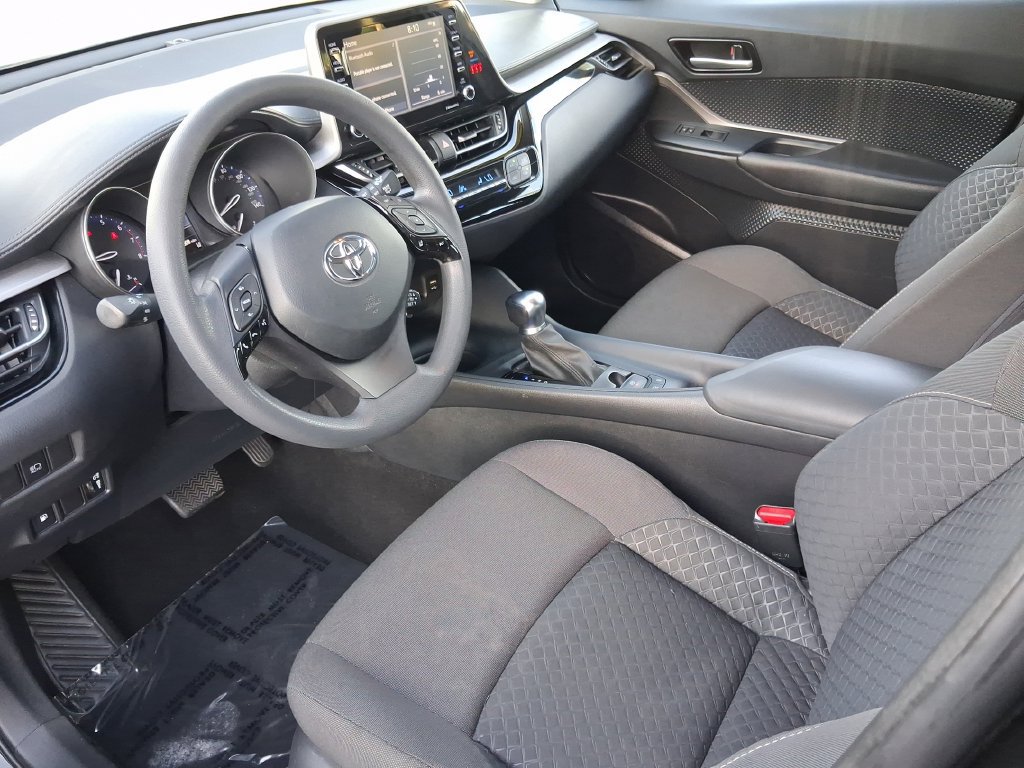 Used 2021 Toyota C-HR LE FWD image 16