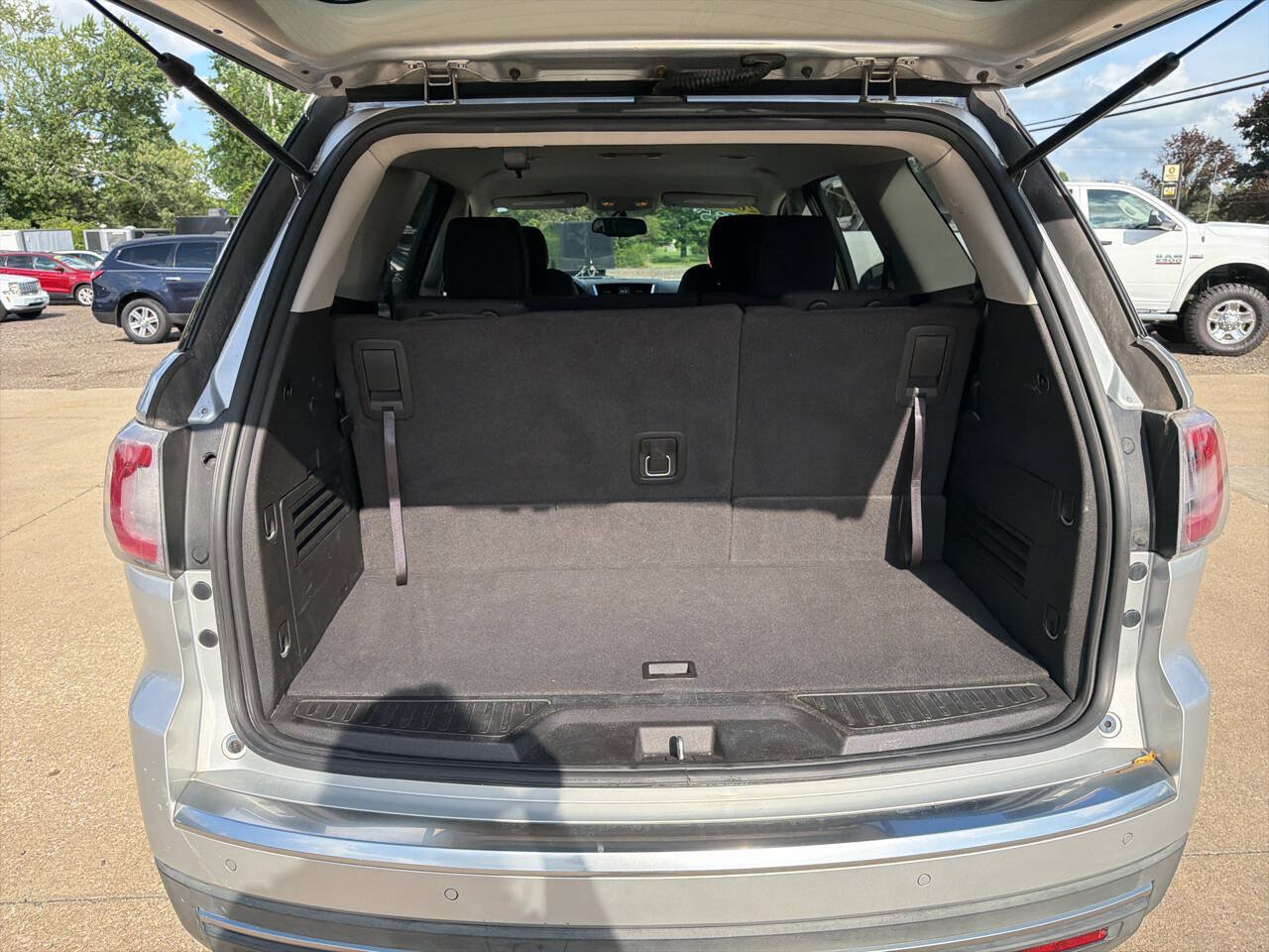Used 2014 GMC Acadia SLE FWD image 20