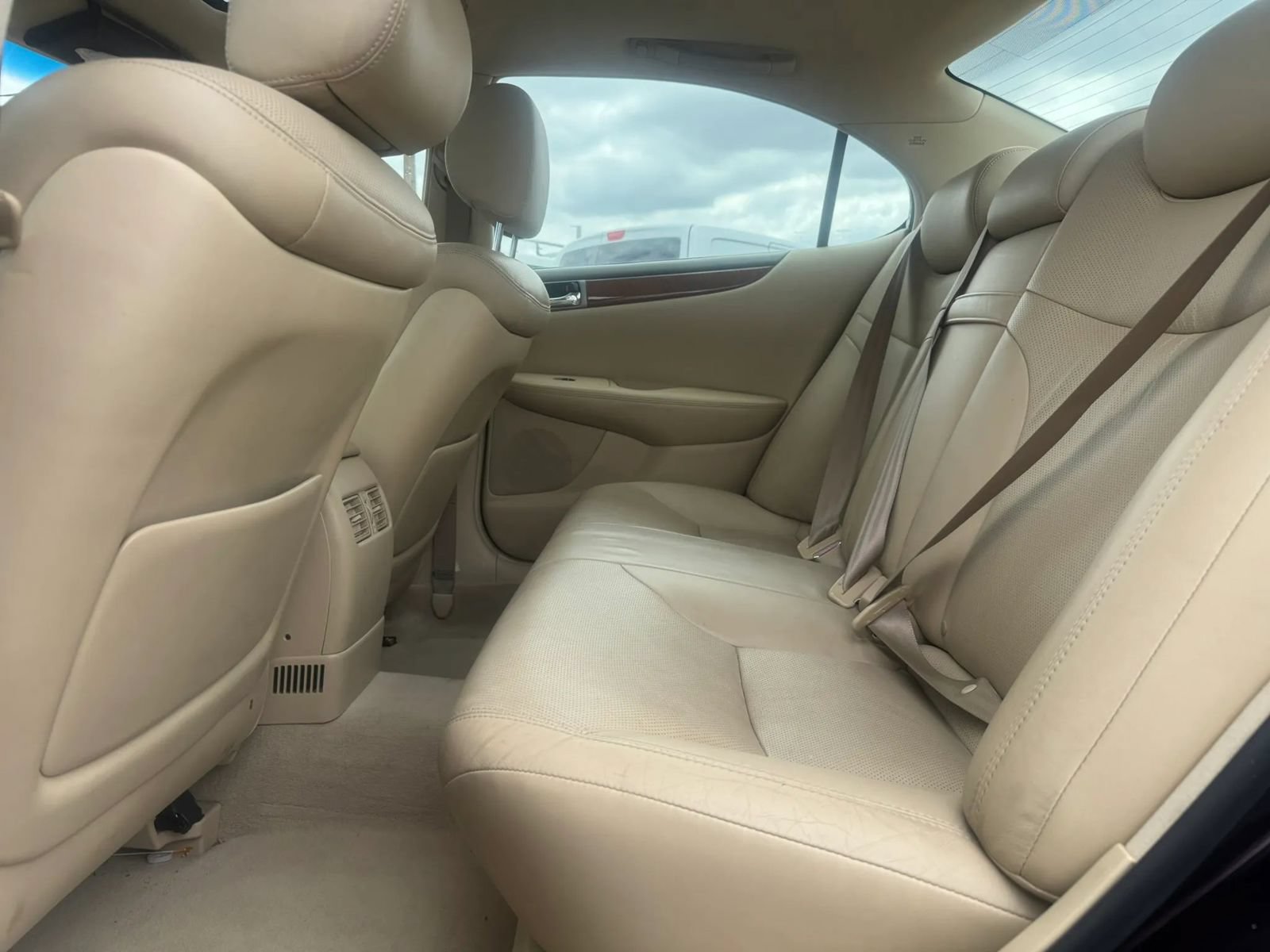 Used 2005 Lexus ES 330 FWD image 24